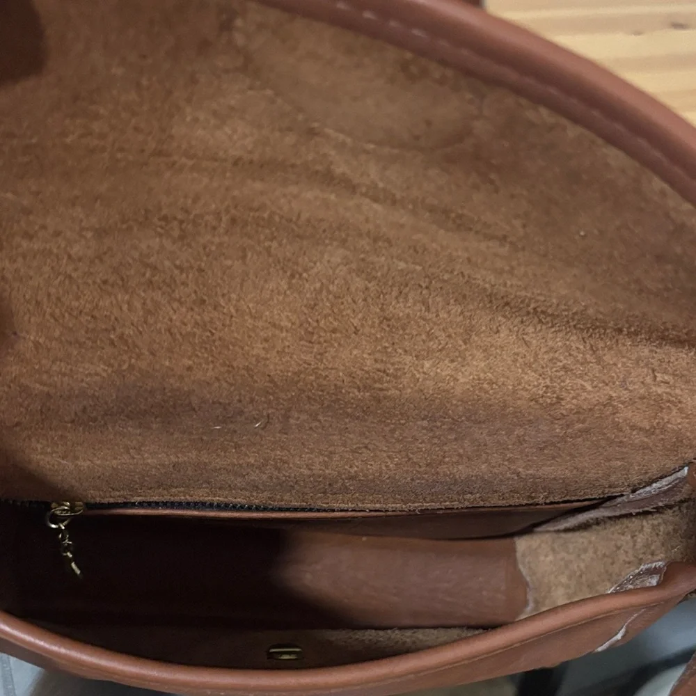 Coach Vintage Devon Brown Leather Shoulder Bag - Picture 7 of 10